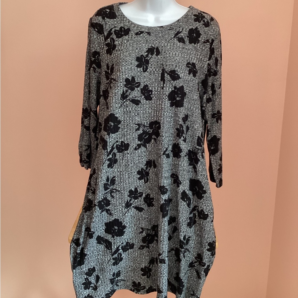 Vera Wang Floral Dress